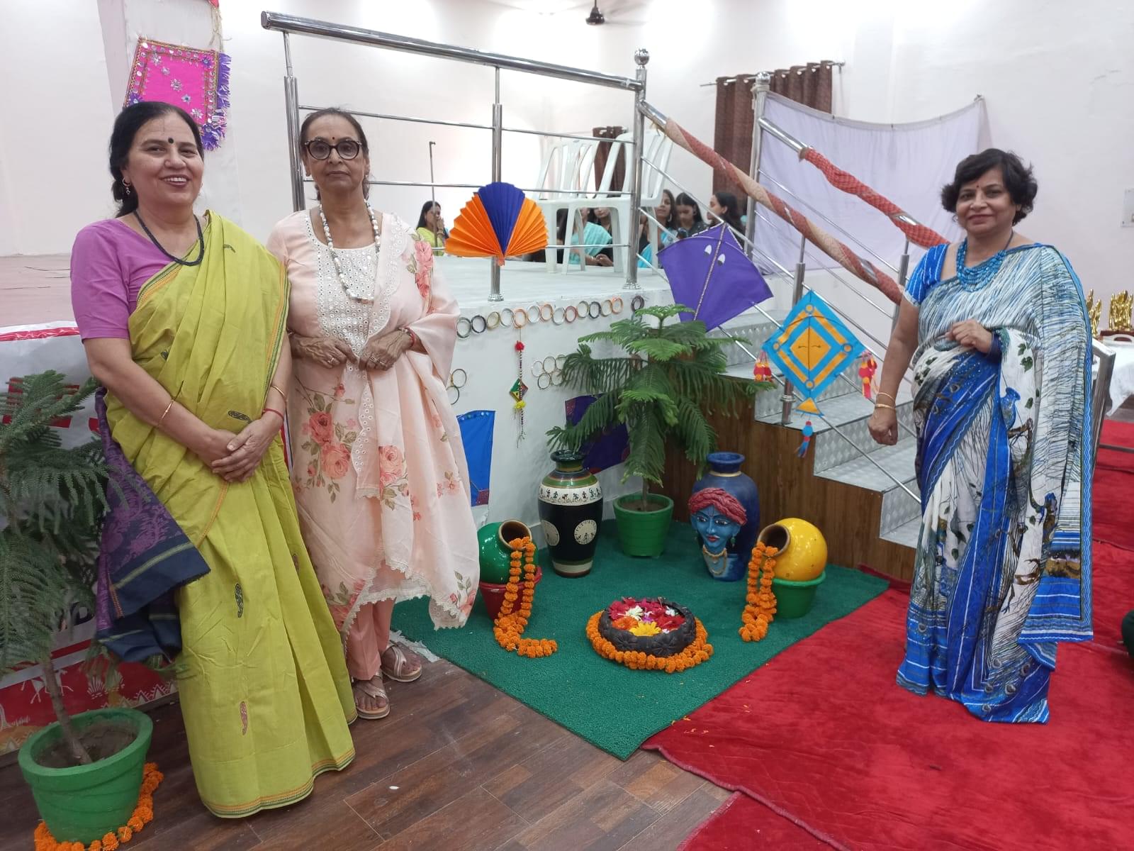 KL Mehta Dayanand College for Women Faridabad Teej Utsav photo 3